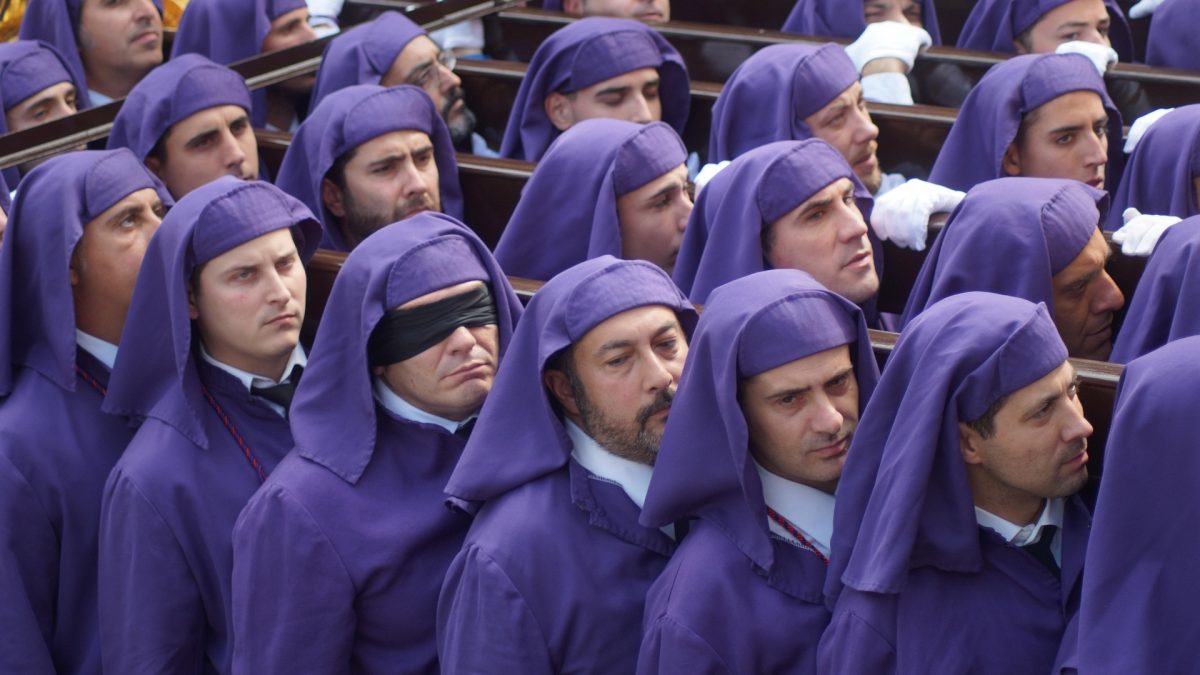 La baja demanda marca el paso de esta histórica Semana Santa en el mercado eléctrico español